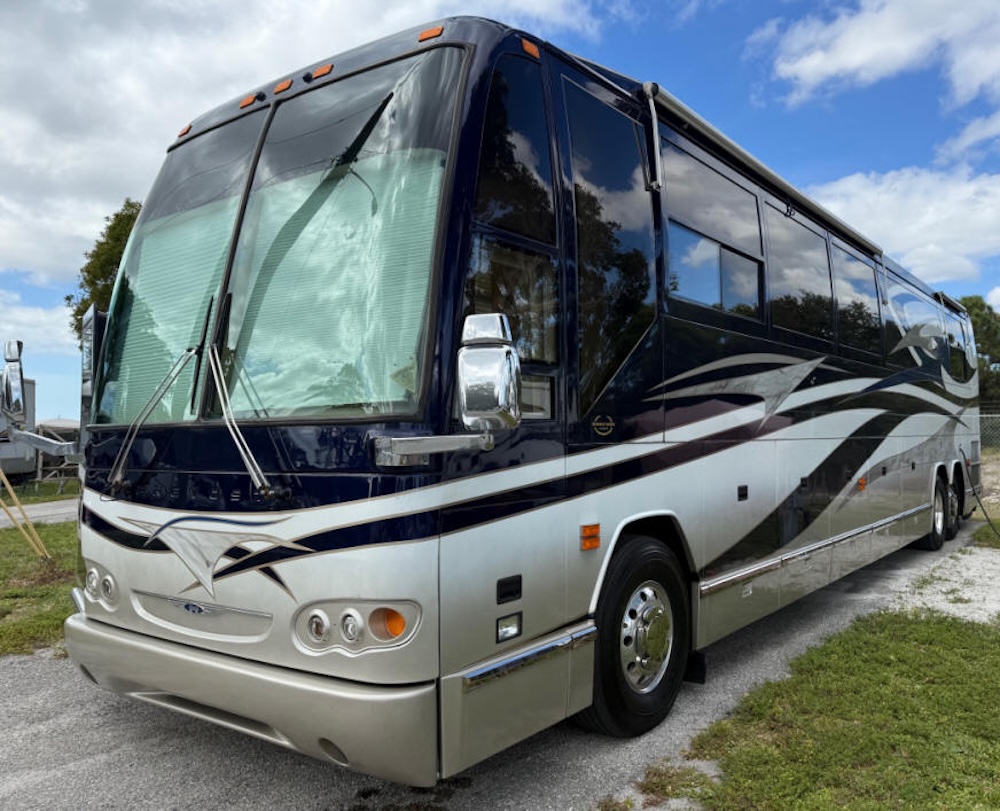 2000 Prevost Marathon H3-45 For Sale