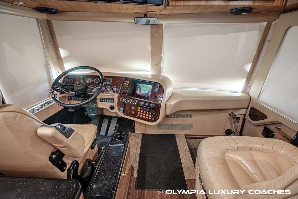 2000 Prevost Marathon XL For Sale