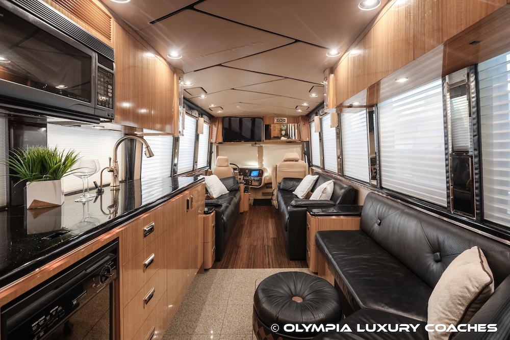 2000 Prevost Marathon XL For Sale