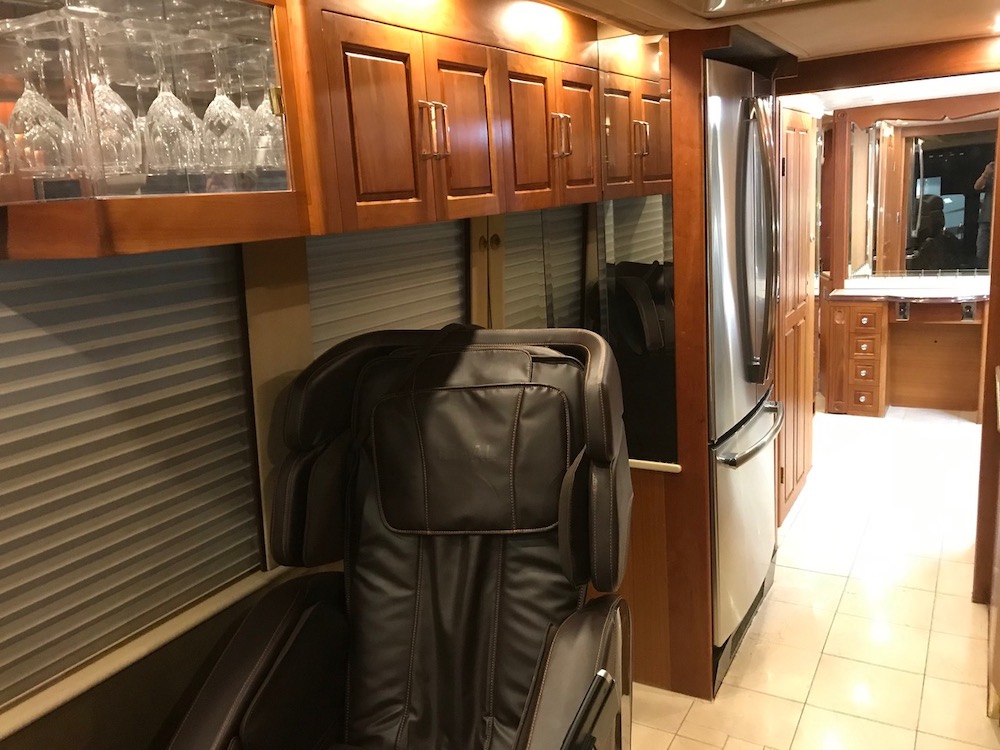 2000 Prevost Royale H3-45 For Sale