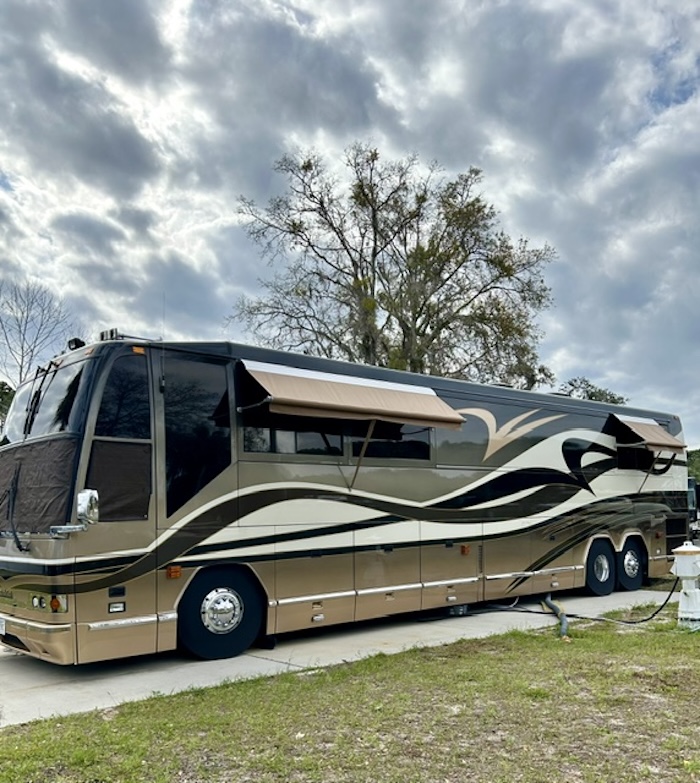 2000 Prevost Royale  H3-45 For Sale