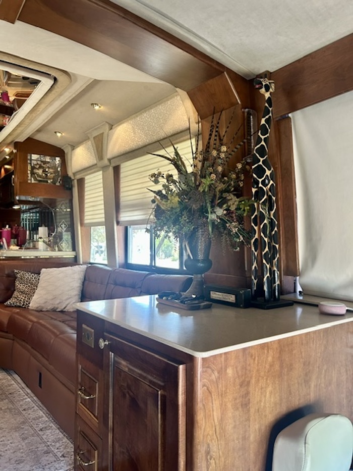 2000 Prevost Royale  H3-45 For Sale