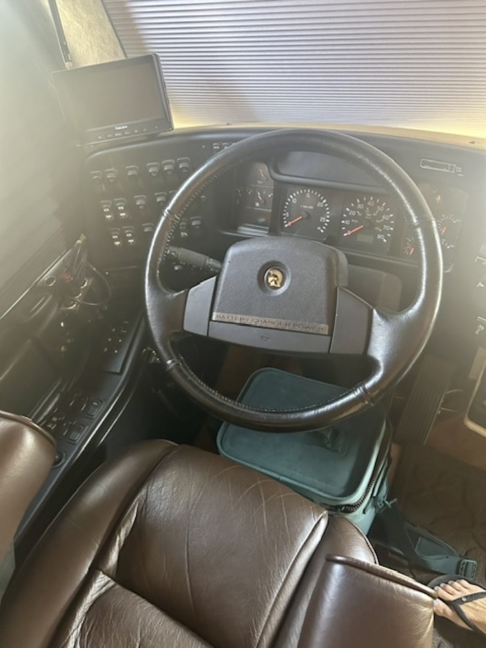 2000 Prevost Royale  H3-45 For Sale