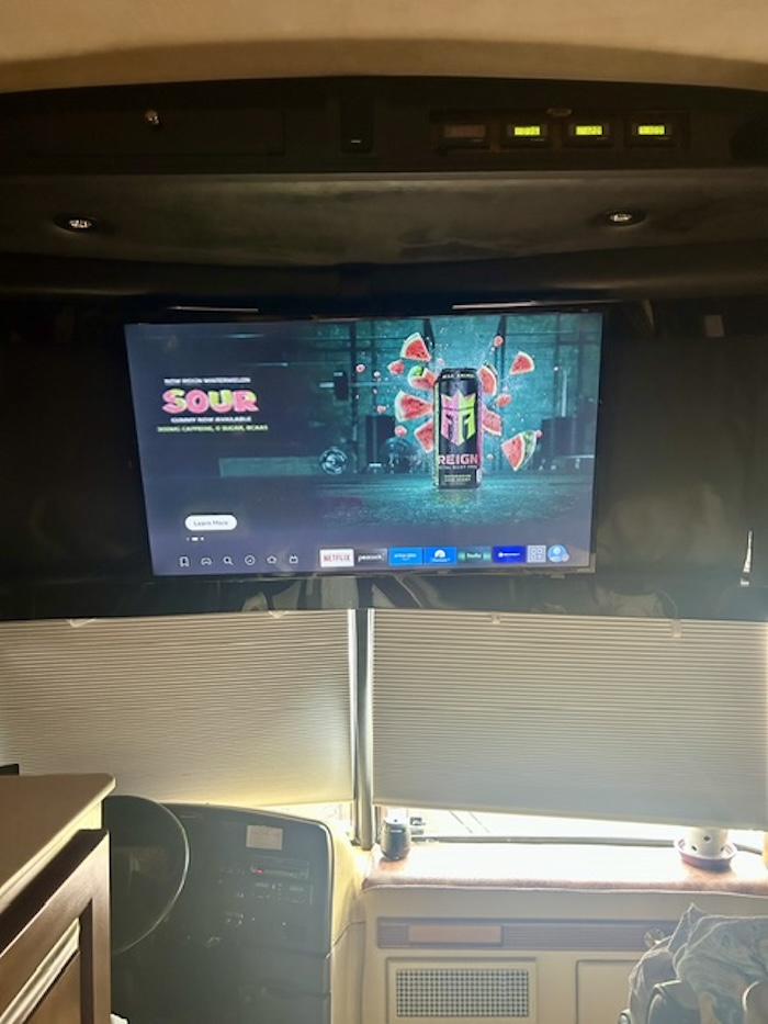 2000 Prevost Royale  H3-45 For Sale