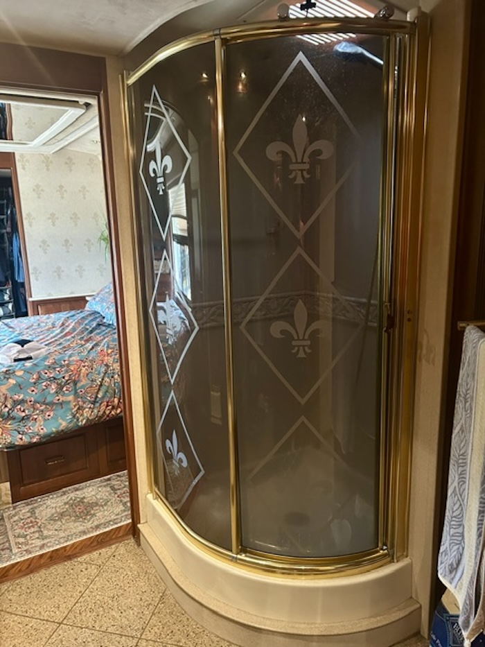 2000 Prevost Royale  H3-45 For Sale