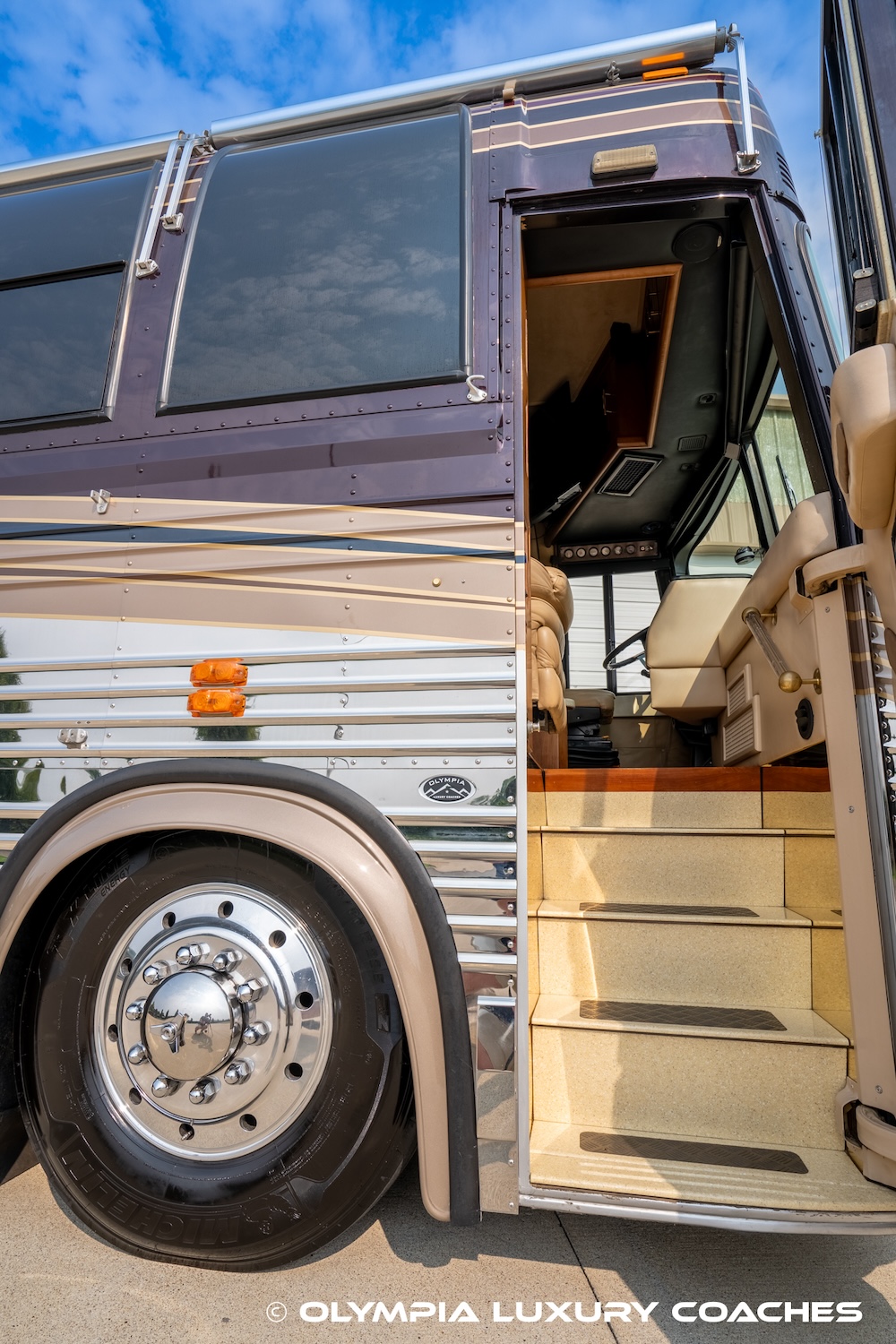 2000 Prevost Royale XL For Sale