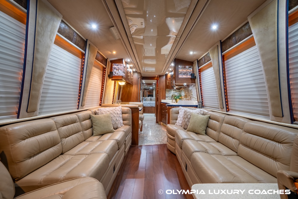 2000 Prevost Royale XL For Sale