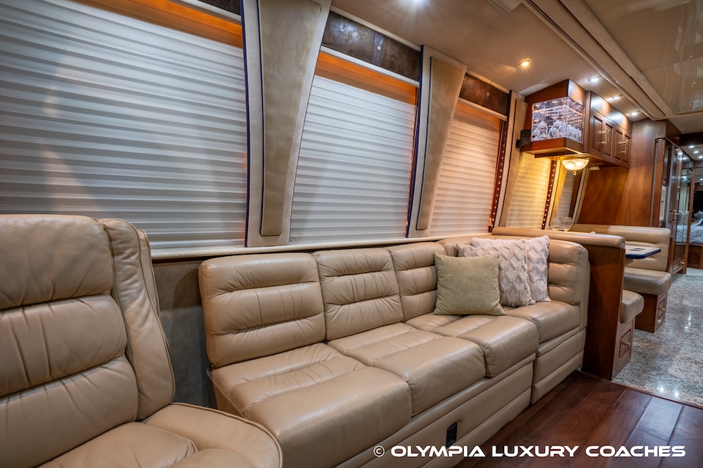 2000 Prevost Royale XL For Sale