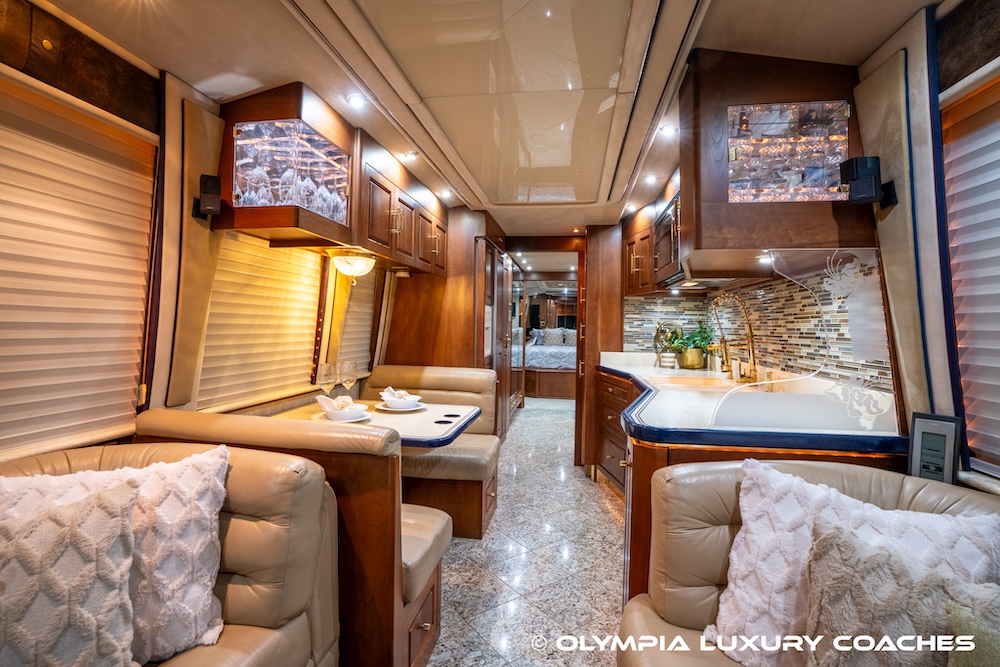 2000 Prevost Royale XL For Sale