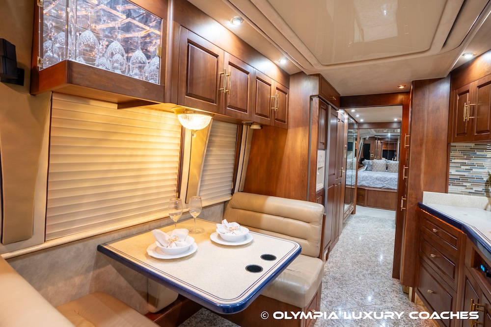 2000 Prevost Royale XL For Sale