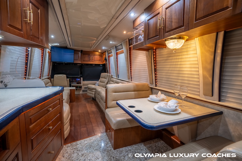 2000 Prevost Royale XL For Sale