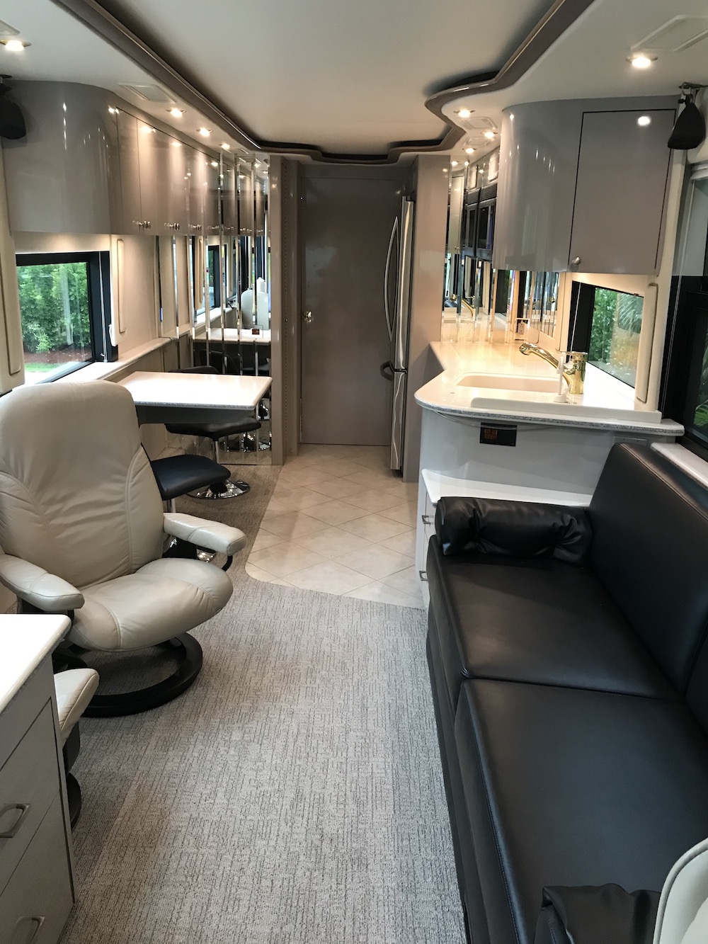 2001 Prevost American XLII For Sale