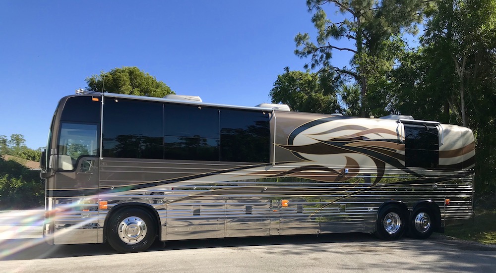 2001 Prevost American XLII For Sale