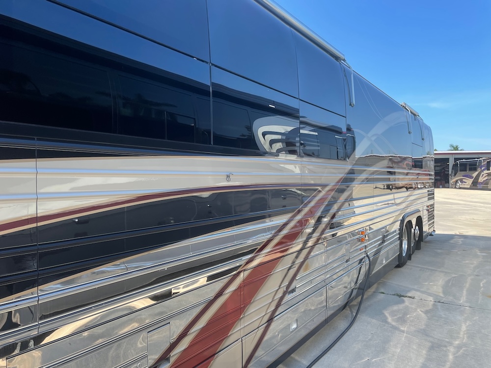 2001 Prevost Country Coach XLII For Sale