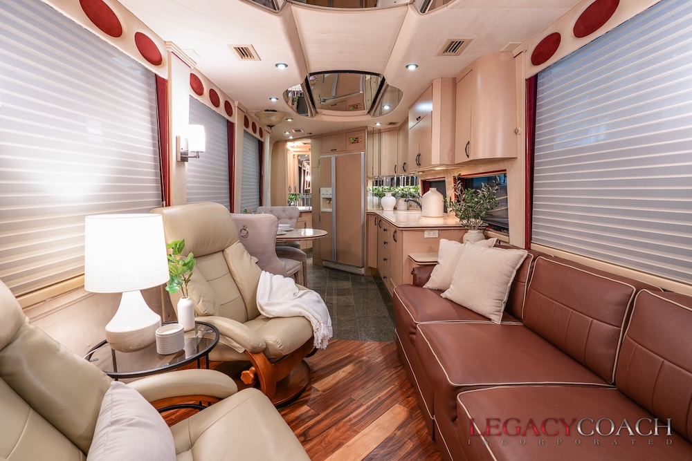 2001 Prevost Country Coach XLII For Sale