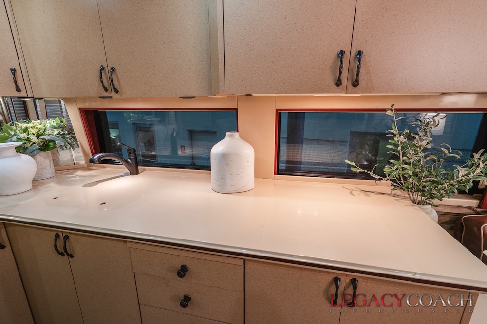 2001 Prevost Country Coach XLII For Sale