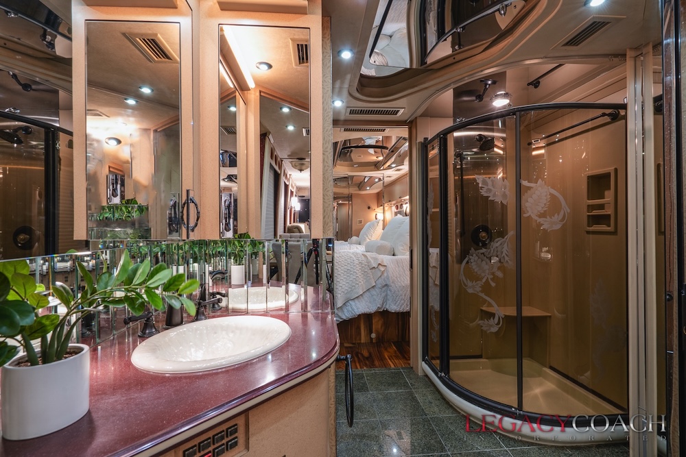 2001 Prevost Country Coach XLII For Sale