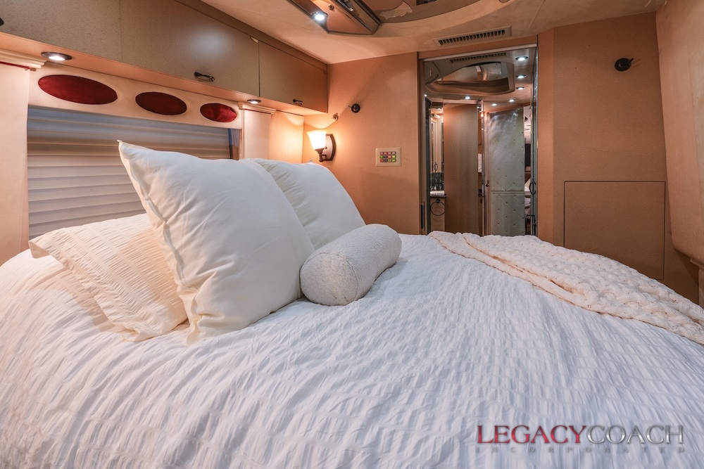 2001 Prevost Country Coach XLII For Sale