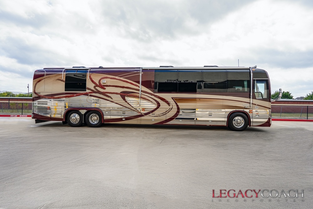 2001 Prevost Country Coach XLII For Sale