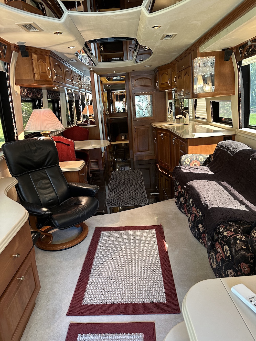 2001 Prevost Country Coach XLII For Sale