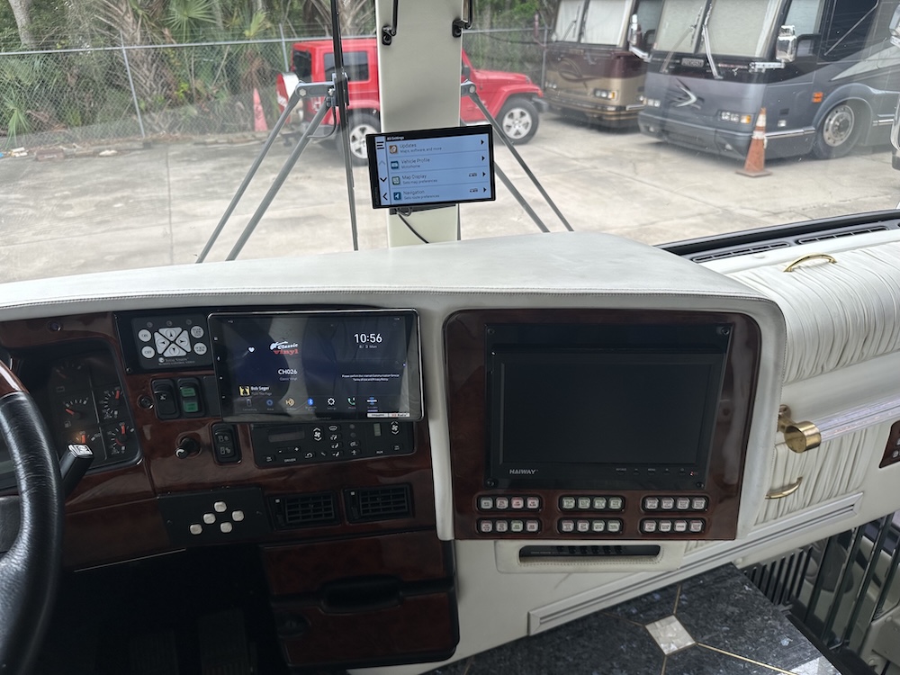 2001 Prevost Featherlite H3-45 For Sale