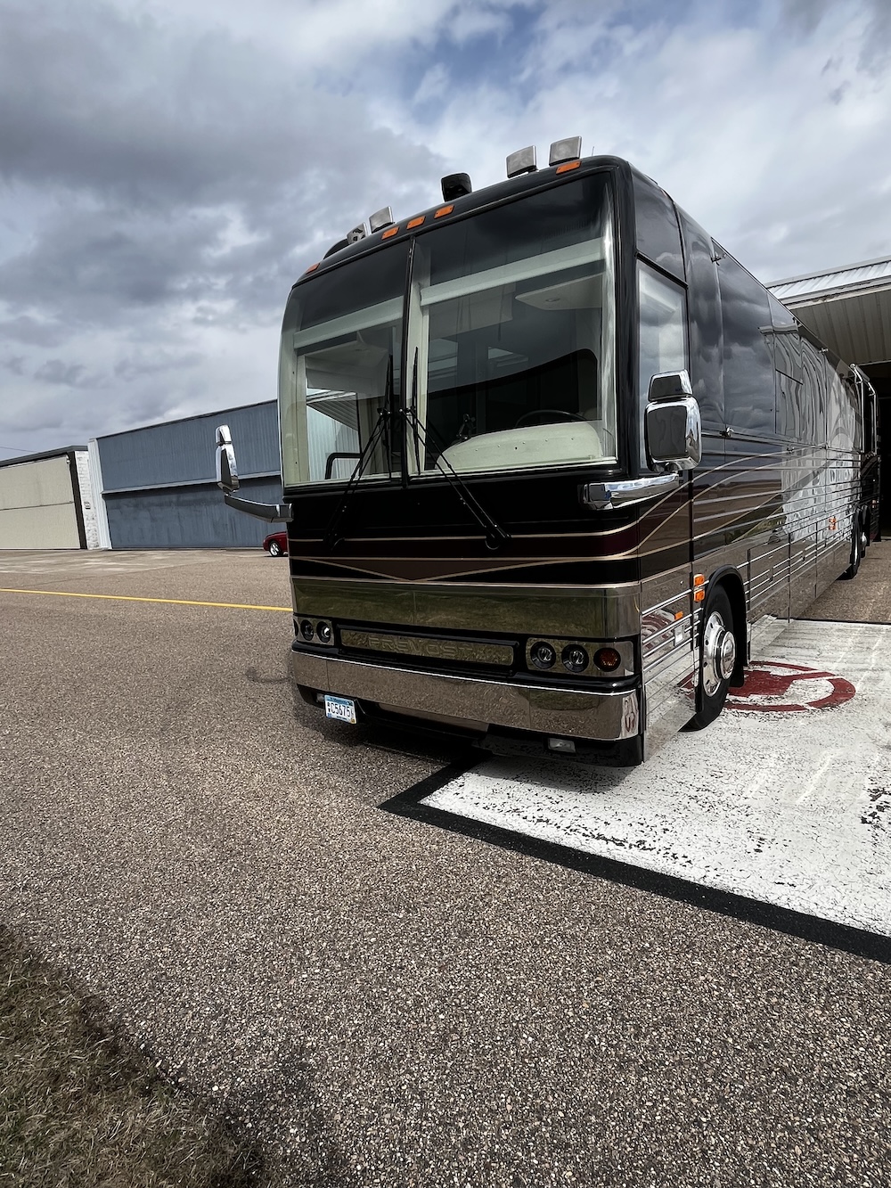 2001 Prevost Hoffman XLII For Sale