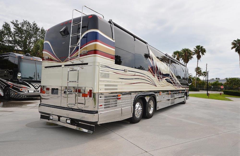 2001 Prevost Liberty XLII For Sale