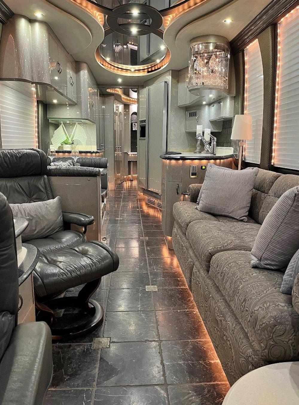 2001 Prevost Liberty XLII For Sale