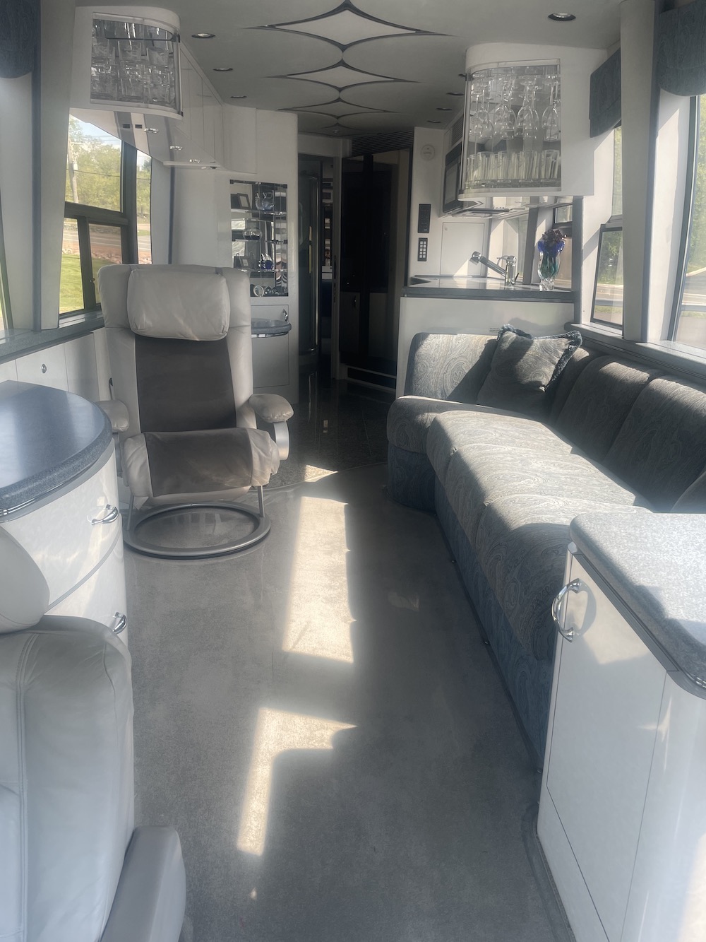 2001 Prevost Marathon H3-45 For Sale