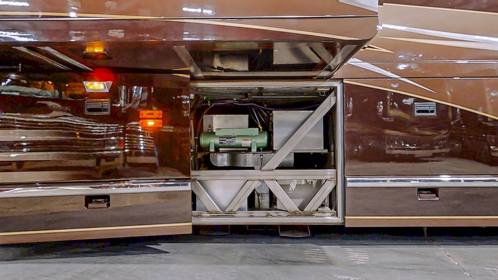 2001 Prevost Marathon H3-45 For Sale