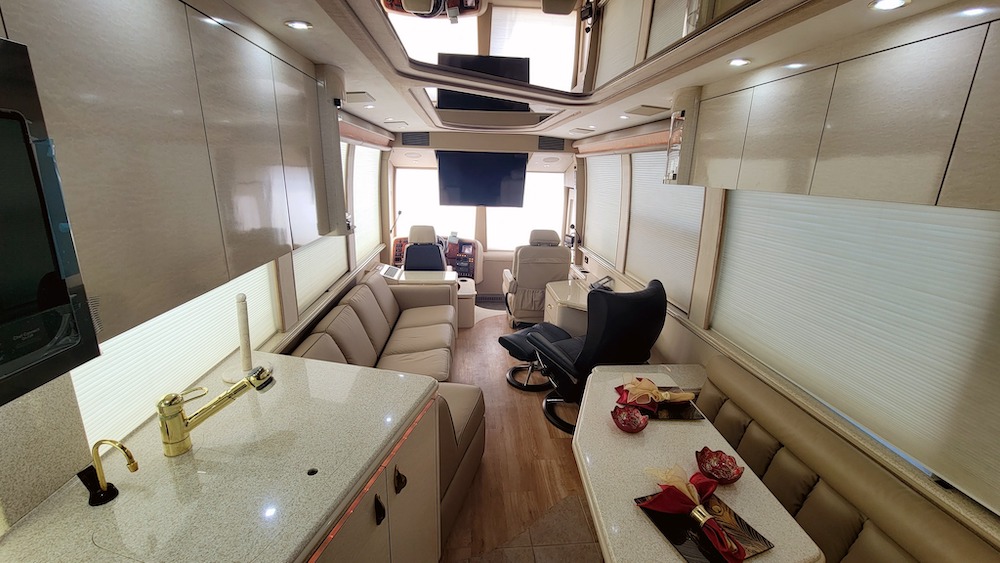 2001 Prevost Marathon XLII For Sale