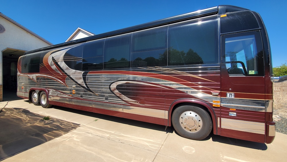 2001 Prevost Marathon XLII For Sale