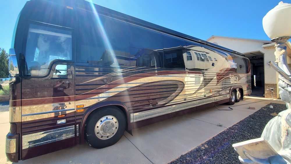 2001 Prevost Marathon XLII For Sale