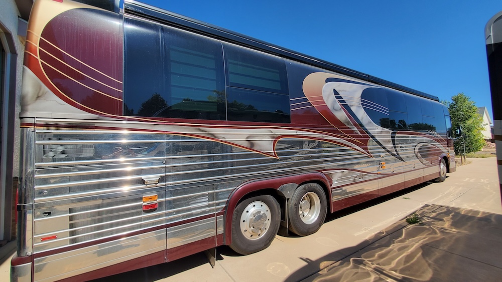 2001 Prevost Marathon XLII For Sale