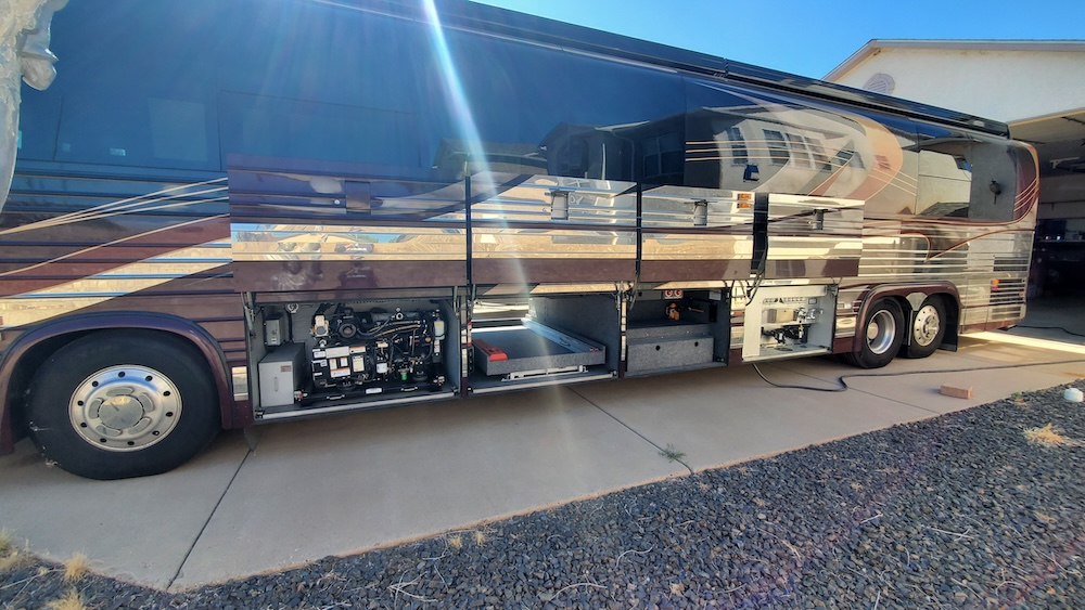 2001 Prevost Marathon XLII For Sale