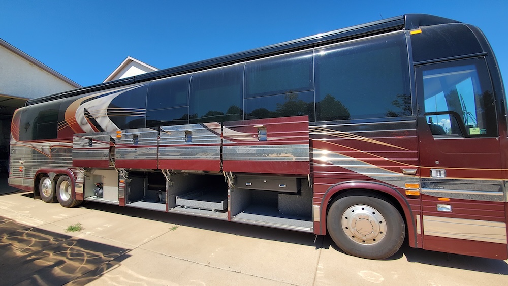 2001 Prevost Marathon XLII For Sale