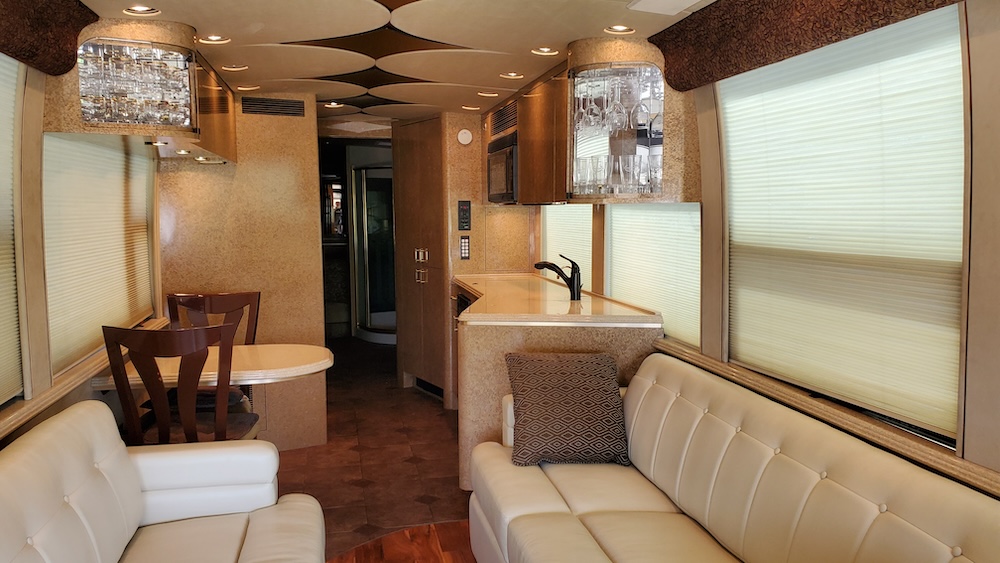 2001 Prevost Marathon XLII For Sale