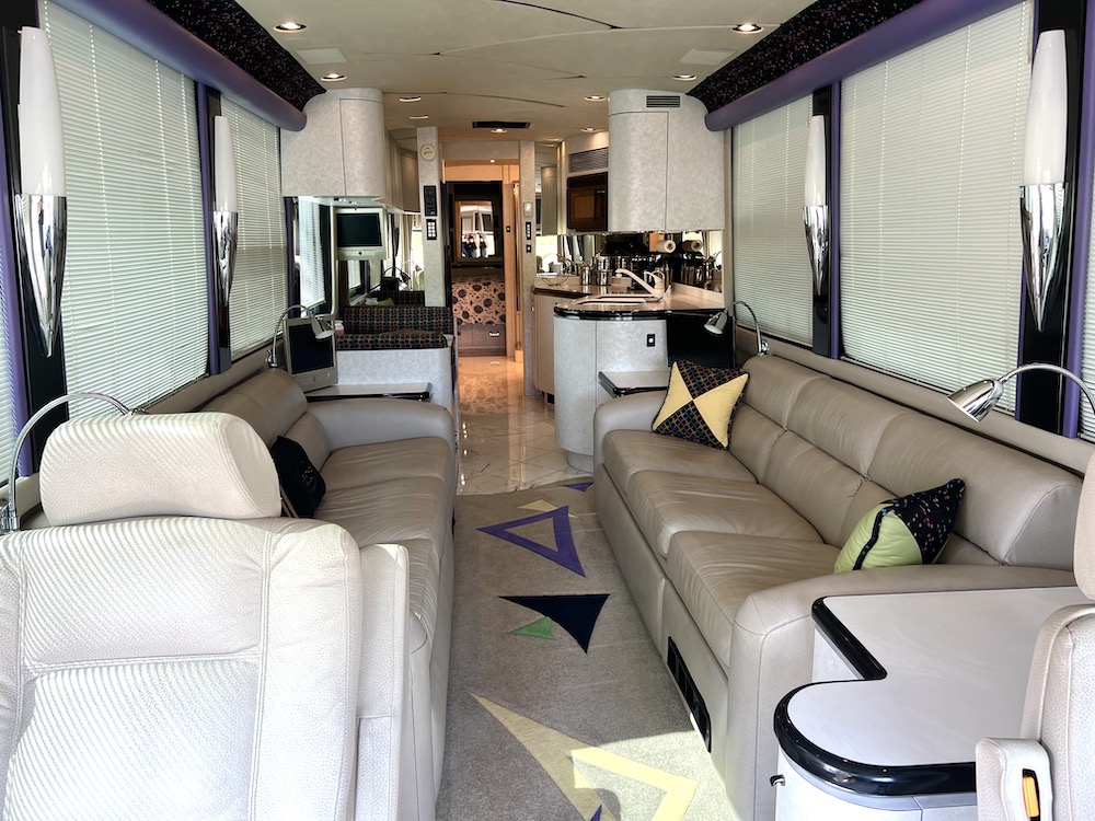 2001 Prevost Marathon XLII For Sale