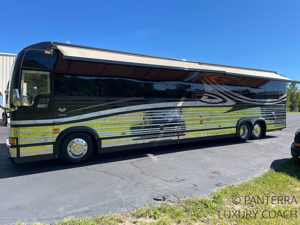 2001 Prevost Marathon XLII For Sale