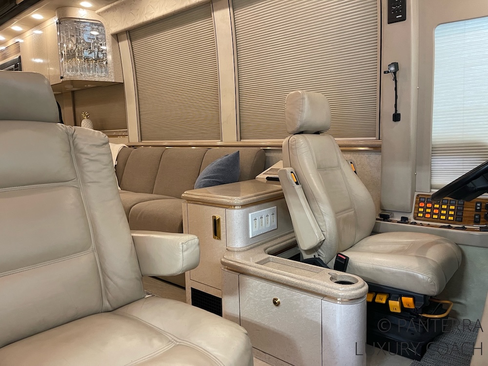 2001 Prevost Marathon XLII For Sale