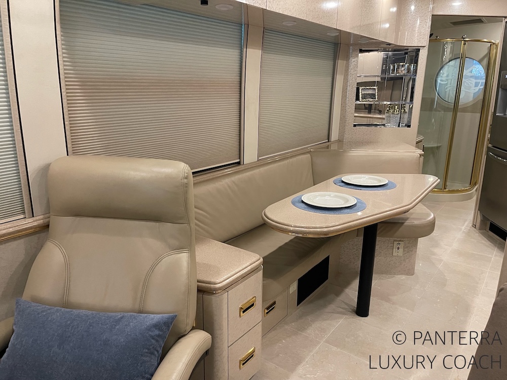 2001 Prevost Marathon XLII For Sale