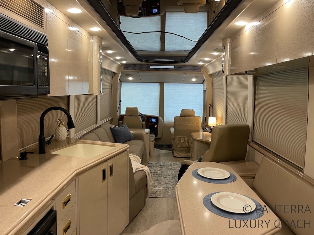 2001 Prevost Marathon XLII For Sale