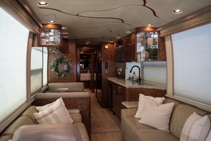 2001 Prevost Marathon XLII For Sale