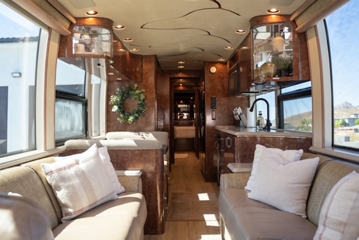 2001 Prevost Marathon XLII For Sale