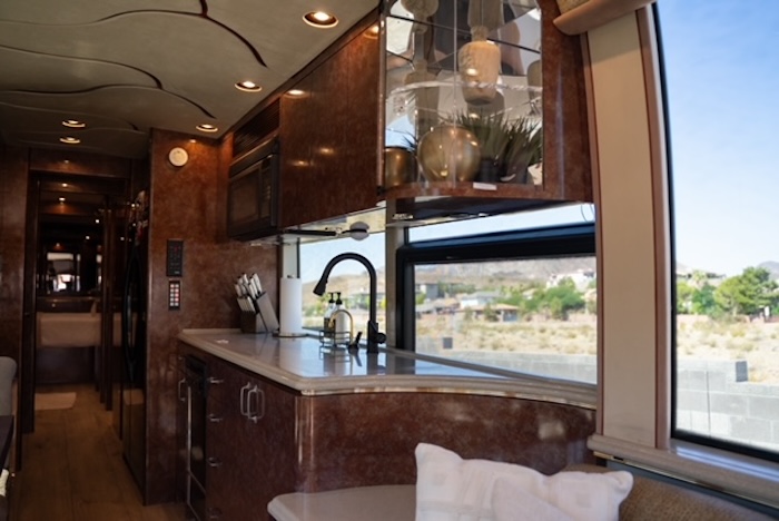 2001 Prevost Marathon XLII For Sale