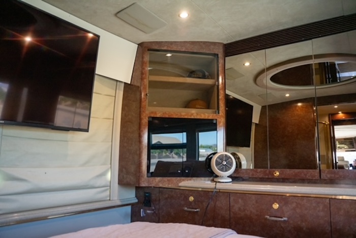 2001 Prevost Marathon XLII For Sale