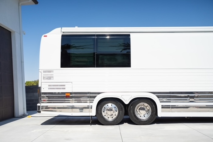 2001 Prevost Marathon XLII For Sale