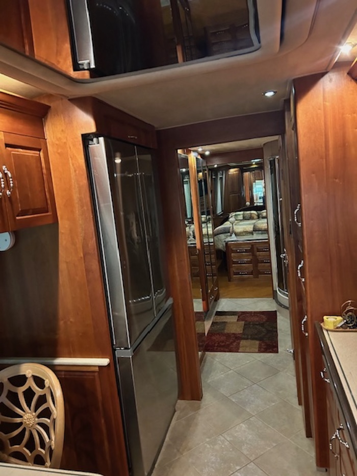 2006 Prevost Royale XLII For Sale