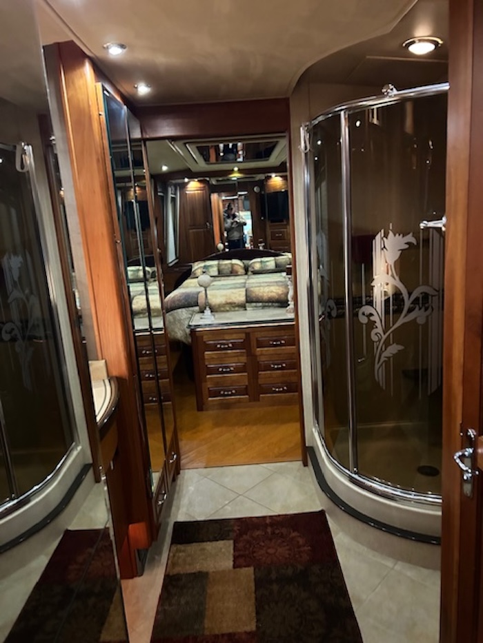 2006 Prevost Royale XLII For Sale