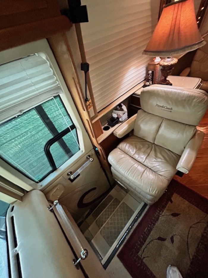 2006 Prevost Royale XLII For Sale